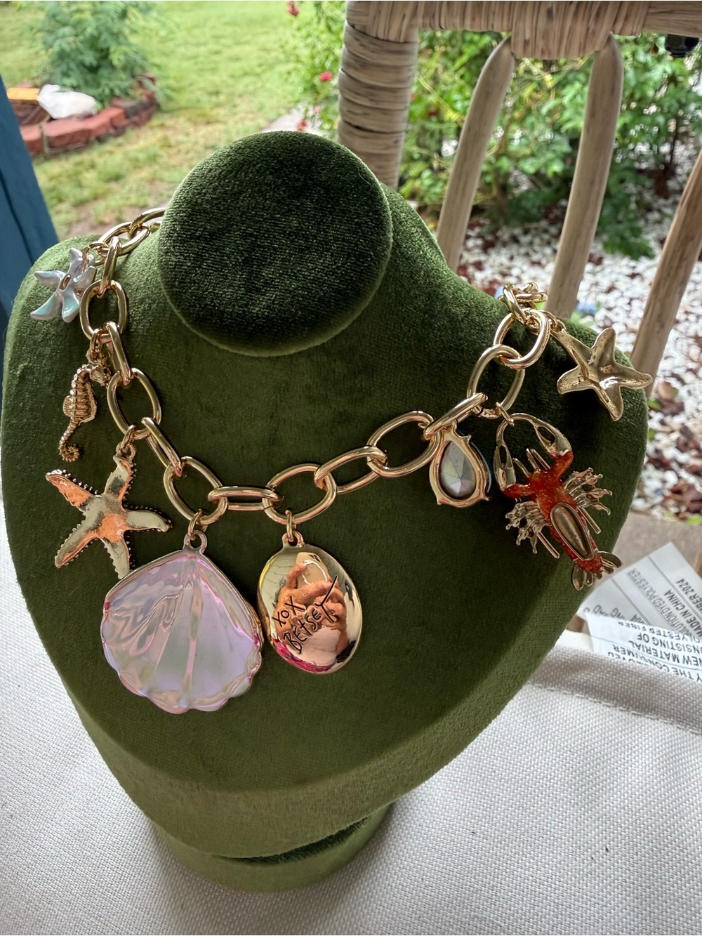 Betsy Johnson Gold Sea Life Charm Necklace w/ Iridescent Shell and Red Starfish - Picture 10 of 10